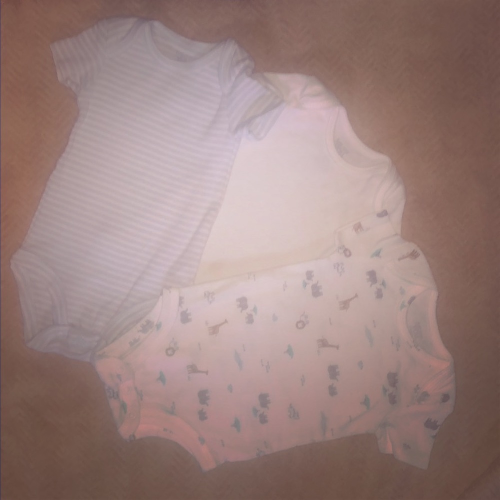 Lot of 3 NWOT Onesies! Unisex baby